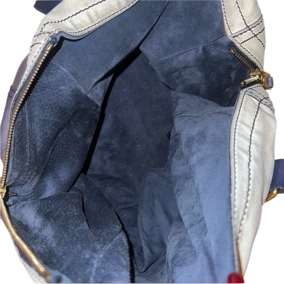 YVES SAINT LAURENT
Ombré Leather Downtown Tote - Picture 12 of 16